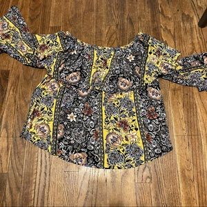 ::NEW:: Shyanne Off the Shoulder Blouse